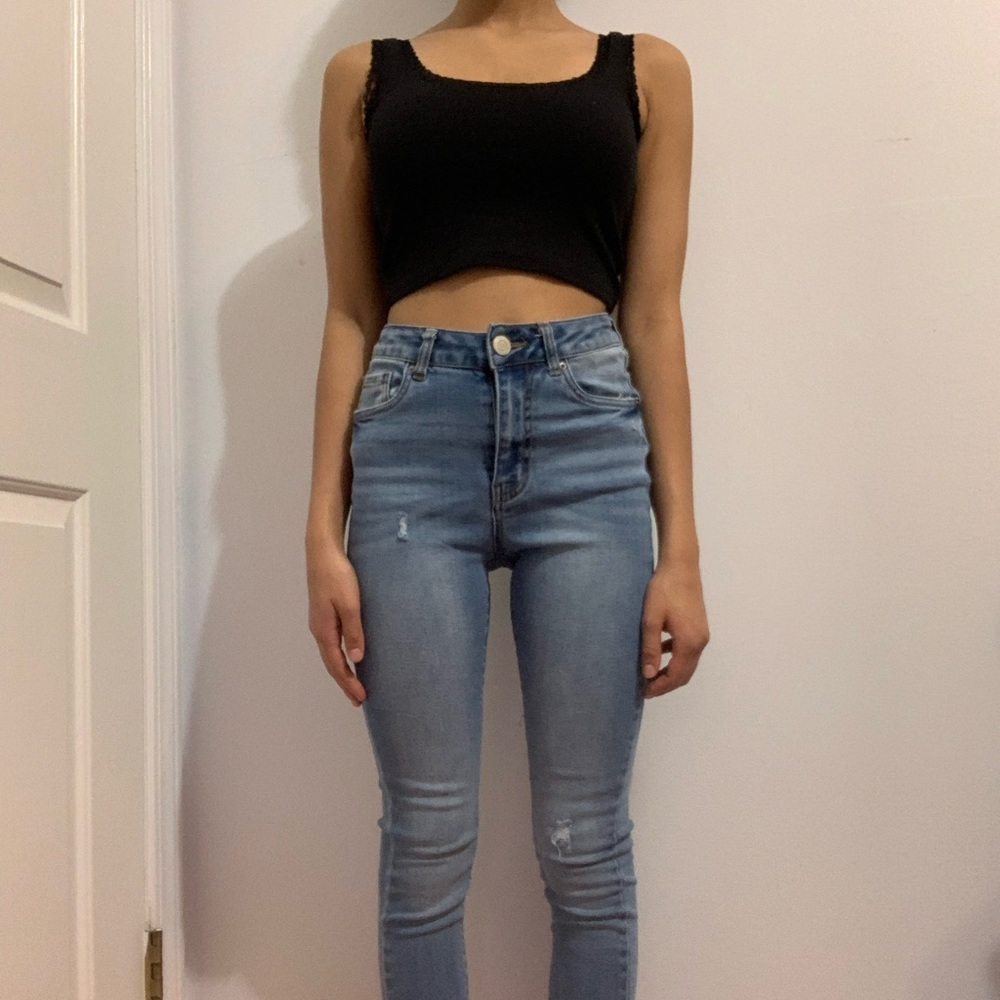 Light blue slightly distressed skinny jeans - Picture 3 of 5
